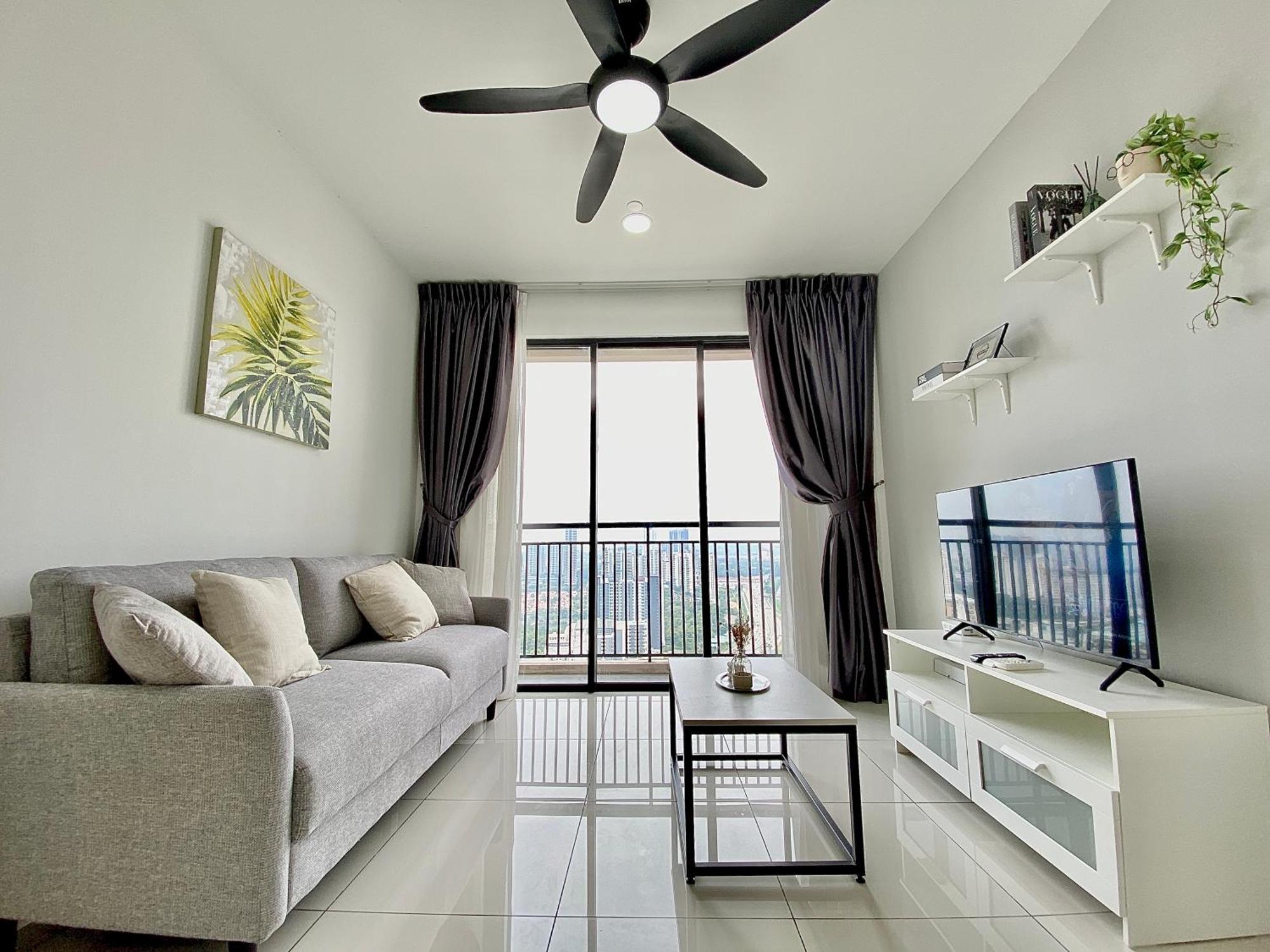 Kenwingston Skyloft Doorsteps To Brt Subang Usj Apartment Subang Jaya