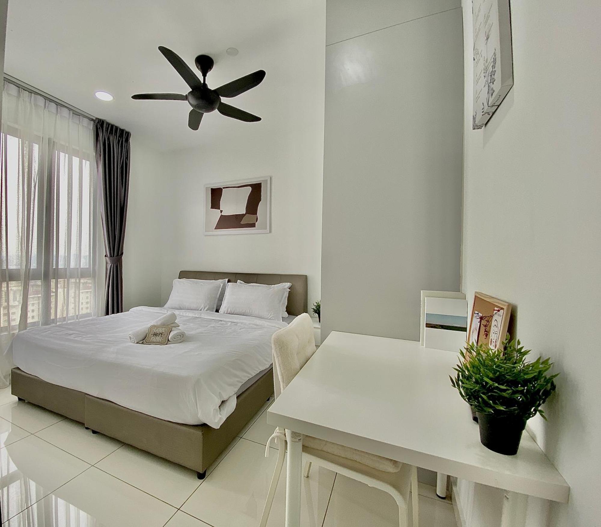 Apartment Kenwingston Skyloft Doorsteps To Brt Subang Usj Subang Jaya