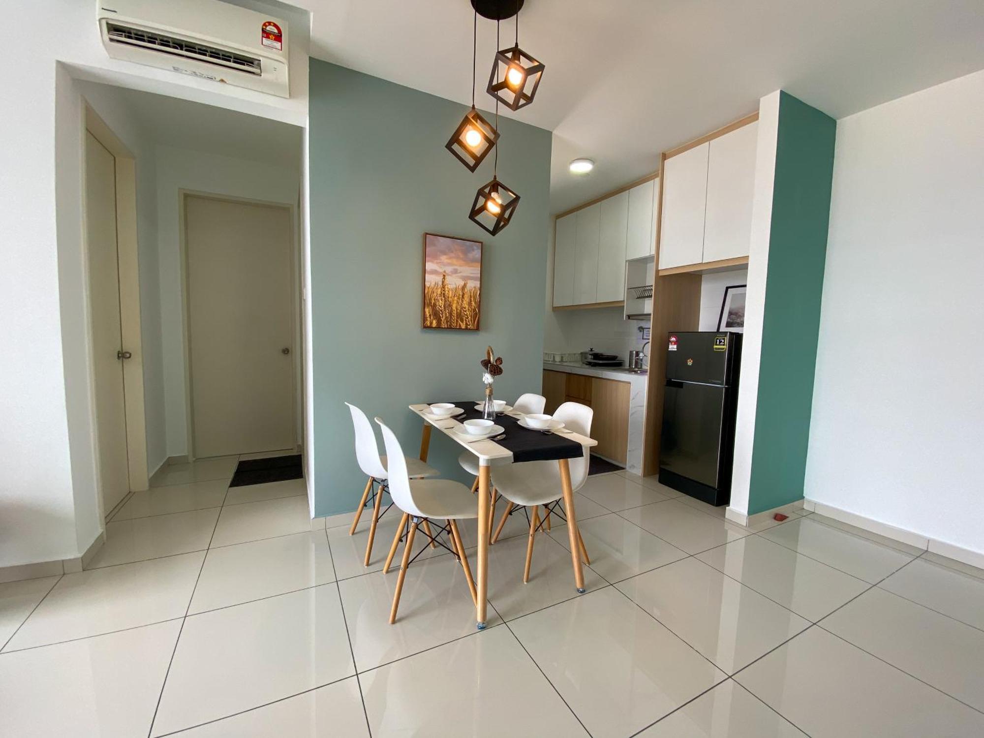 Kenwingston Skyloft Doorsteps To Brt Subang Usj Subang Jaya