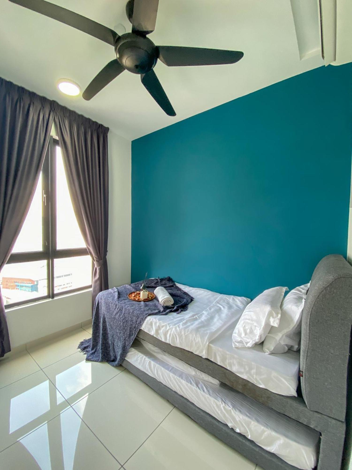 Apartment Kenwingston Skyloft Doorsteps To Brt Subang Usj Subang Jaya